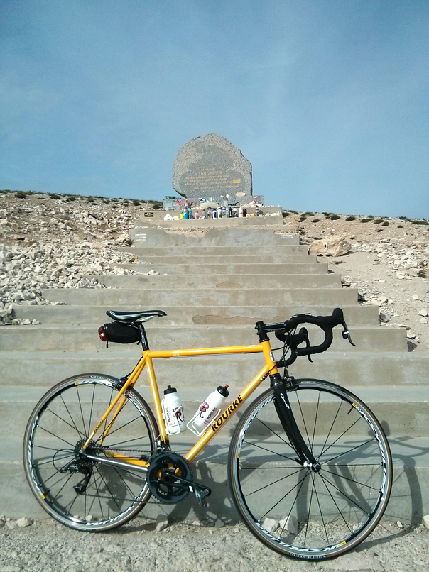 Reynolds and Rourke conquer Mont Ventoux!